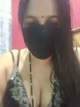 Snapshot of 01Roshani chatting on May 19, 2026, 9:04 am 01Roshani online show from May 19, 2026, 9:04 am