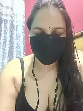 Snapshot of 01Roshani chatting on May 20, 2026, 9:37 am 01Roshani online show from May 20, 2026, 9:37 am