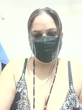 Snapshot of 01Roshani chatting on May 30, 2026, 6:49 pm 01Roshani online show from May 30, 2026, 6:49 pm