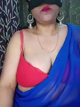 Hot-BHABHI696 online show from April 18, 2026, 10:08 am