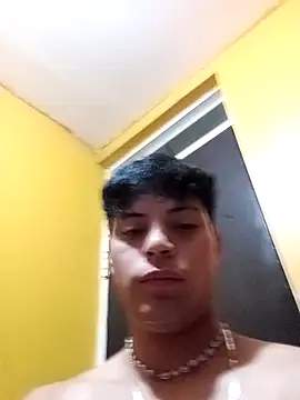 BrandonMendez6 online show from April 10, 2026, 2:33 pm