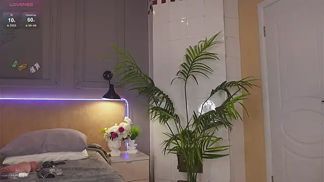 Snapshot of Lil__Fleur chatting on March 2, 2026, 9:10 pm Lil Fleur online show from March 2, 2026, 9:10 pm