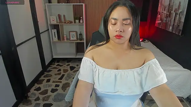 Snapshot of ThaliaBrookss_ chatting on March 9, 2026, 5:00 am ThaliaBrookss online show from March 9, 2026, 5:00 am