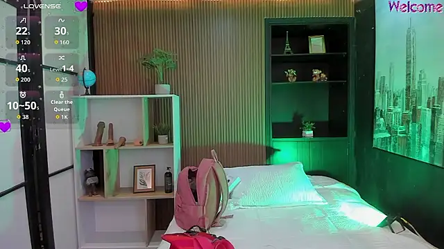 Snapshot of ThaliaBrookss_ chatting on March 17, 2026, 5:11 am ThaliaBrookss online show from March 17, 2026, 5:11 am