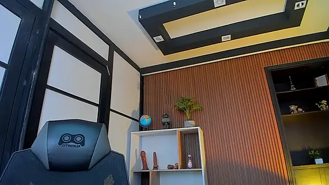 Snapshot of ThaliaBrookss_ chatting on March 24, 2026, 5:01 am ThaliaBrookss online show from March 24, 2026, 5:01 am