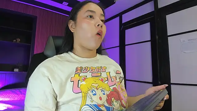 Snapshot of ThaliaBrookss_ chatting on April 7, 2026, 4:13 am ThaliaBrookss online show from April 7, 2026, 4:13 am