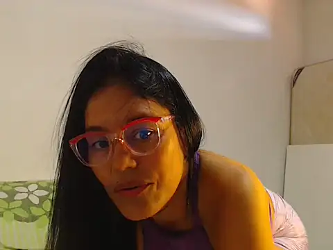 Snapshot of Elizabeth_manzon chatting on June 1, 2026, 7:48 pm Elizabeth manzon online show from June 1, 2026, 7:48 pm