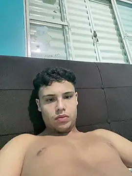 Snapshot of Wellington00_ chatting on January 13, 2026, 2:06 am Wellington00 online show from January 13, 2026, 2:06 am