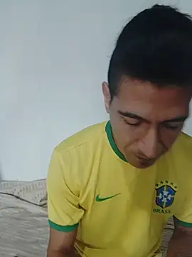 Rodrigohernan19 online show from July 19, 2026, 2:54 pm