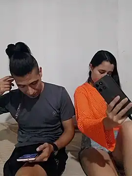 Rodrigohernan19 online show from July 26, 2026, 2:53 am