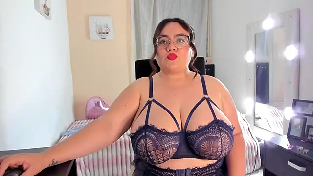 KarlaLannee online show from March 12, 2026, 4:18 am