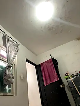 Guianna27 online show from January 7, 2026, 6:32 pm