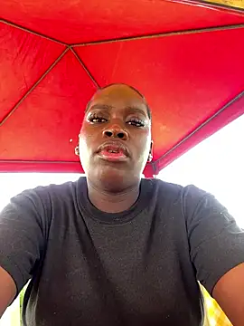 Guianna27 online show from January 12, 2026, 6:24 pm