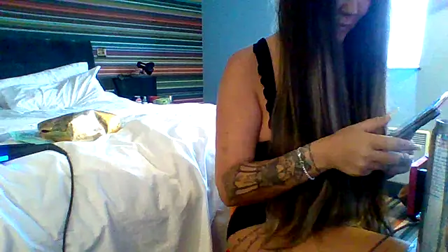 ScottishIvy online show from January 19, 2026, 11:25 am