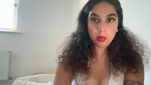 fayfay21xh online show from June 10, 2026, 4:06 pm