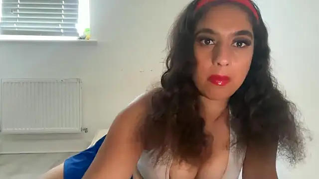 fayfay21xh online show from June 14, 2026, 4:31 pm