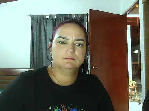 Snapshot of Roja_tentacion chatting on April 30, 2026, 8:37 pm Roja tentacion online show from April 30, 2026, 8:37 pm