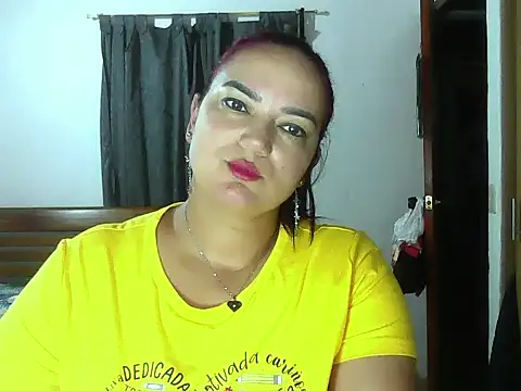 Snapshot of Roja_tentacion chatting on May 13, 2026, 12:52 am Roja tentacion online show from May 13, 2026, 12:52 am