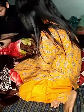 Snapshot of catstar143 chatting on February 14, 2026, 5:37 am catstar143 online show from February 14, 2026, 5:37 am