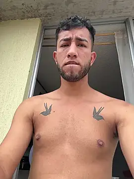 Snapshot of liam_bronw chatting on February 23, 2026, 4:48 pm liam bronw online show from February 23, 2026, 4:48 pm