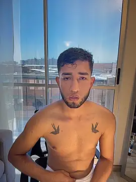 Snapshot of liam_bronw chatting on February 27, 2026, 3:34 pm liam bronw online show from February 27, 2026, 3:34 pm