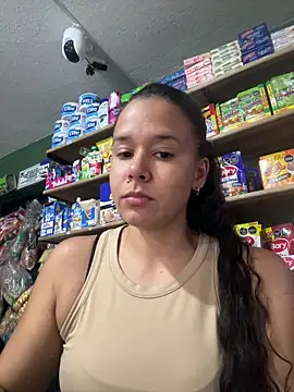 lannabellx online show from March 18, 2026, 10:02 pm