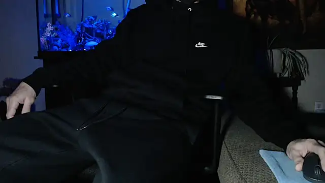 EspanolVato online show from February 9, 2026, 9:57 am