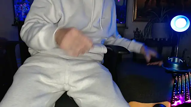 EspanolVato online show from March 8, 2026, 10:19 am