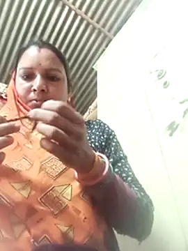 Hot hiuj online show from February 20, 2026, 5:48 am