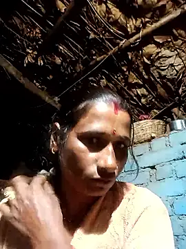 Snapshot of Hot_bhi38 chatting on January 17, 2026, 8:12 pm Hot bhi38 online show from January 17, 2026, 8:12 pm