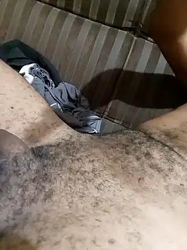 Snapshot of zariocesar chatting on March 3, 2026, 2:34 pm zariocesar online show from March 3, 2026, 2:34 pm