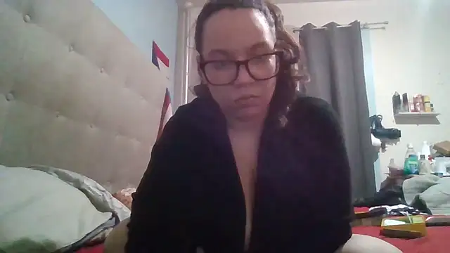 bellakay19 online show from March 11, 2026, 5:02 am