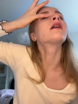 Sunny Eve online show from March 11, 2026, 8:31 am