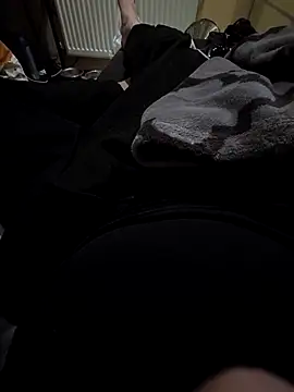 YoungAsainWithATrunk online show from March 18, 2026, 4:15 am