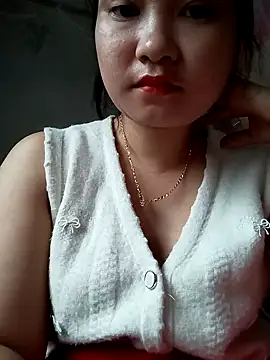 Honey Miu online show from March 7, 2026, 6:43 am