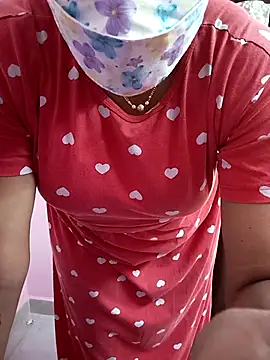 Ammu14399 online show from April 26, 2026, 9:51 am