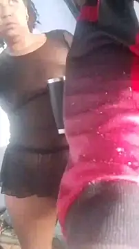 Isabel and Heckler online show from February 19, 2026, 11:39 am