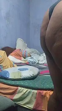 Isabel and Heckler online show from April 12, 2026, 12:59 am