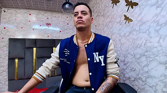 Snapshot of Brent_Storne chatting on February 25, 2026, 4:44 am Brent Storne online show from February 25, 2026, 4:44 am