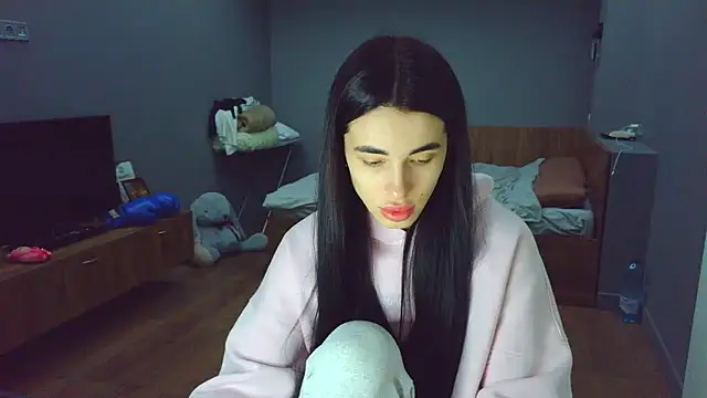 Vlada Elfie online show from April 18, 2026, 6:56 pm