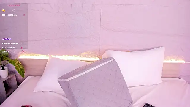 Snapshot of lanna_18_ chatting on January 7, 2026, 11:45 am lanna 18 online show from January 7, 2026, 11:45 am