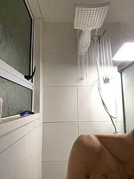 Snapshot of vinihfeh chatting on February 14, 2026, 1:13 am vinihfeh online show from February 14, 2026, 1:13 am