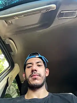 Snapshot of vinihfeh chatting on April 2, 2026, 3:09 pm vinihfeh online show from April 2, 2026, 3:09 pm