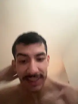 Snapshot of vinihfeh chatting on May 22, 2026, 5:29 pm vinihfeh online show from May 22, 2026, 5:29 pm