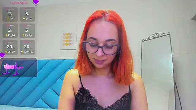 Snapshot of anna_taylor_ chatting on February 7, 2026, 7:28 pm anna taylor online show from February 7, 2026, 7:28 pm