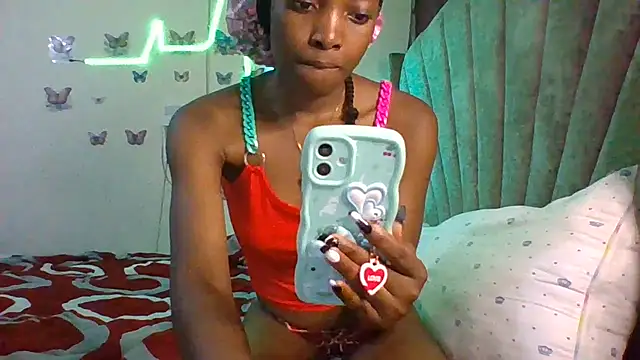 smily sophia online show from February 26, 2026, 6:34 am