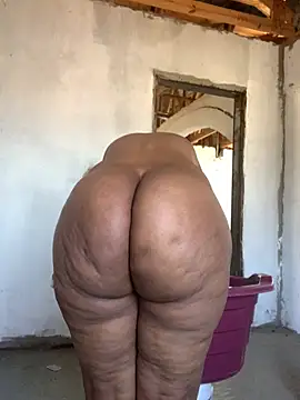 Snapshot of Xsexysnow33s chatting on July 9, 2026, 10:41 am Xsexysnow33s online show from July 9, 2026, 10:41 am