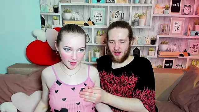 swiity room  online show from March 25, 2026, 7:20 pm