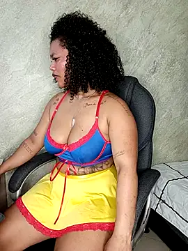 tanisha  lux online show from July 26, 2026, 4:42 am