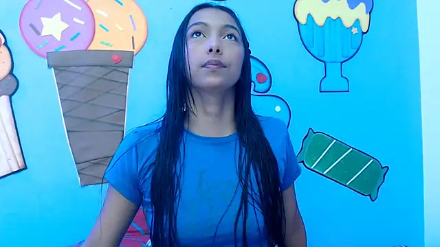 skinnysexzara18 online show from February 13, 2026, 1:12 am